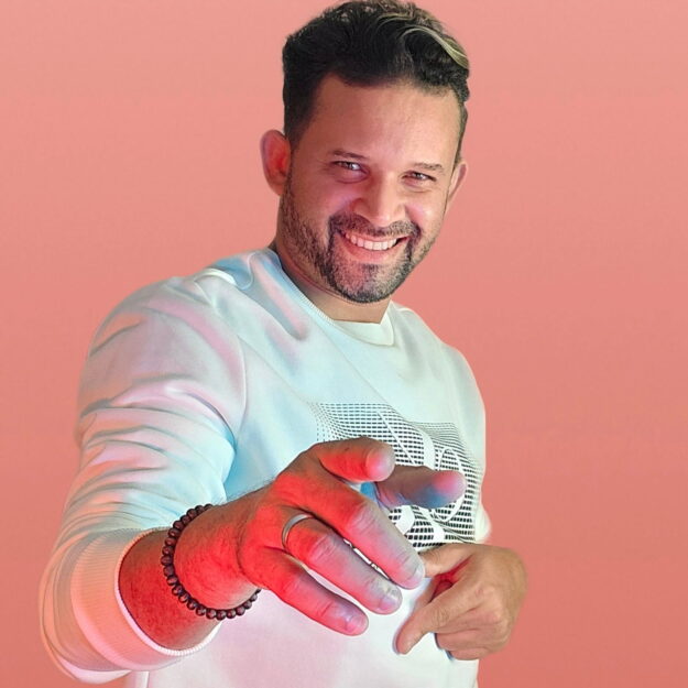 “El Vacilón Salsero” – Super Dany